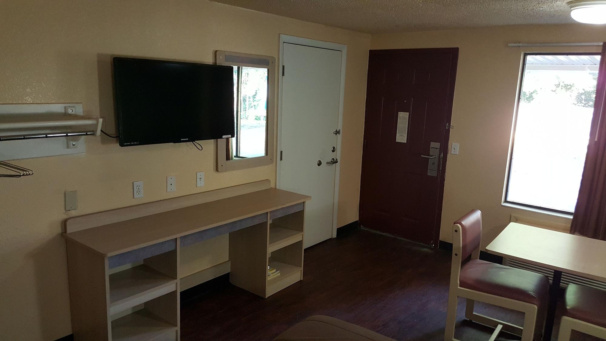Mentor Home Inn And Suites Extérieur photo