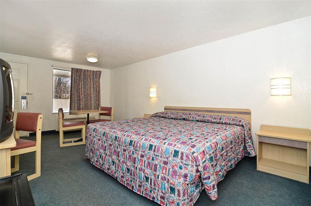 Mentor Home Inn And Suites Chambre photo