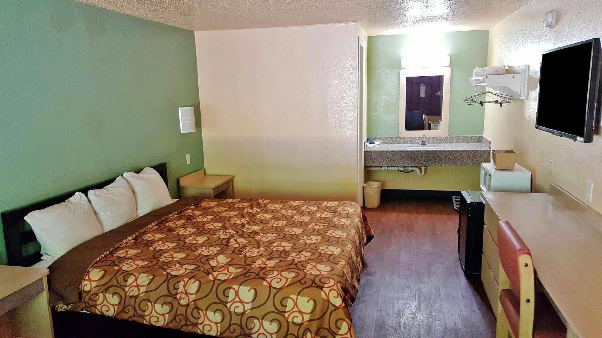 Mentor Home Inn And Suites Extérieur photo