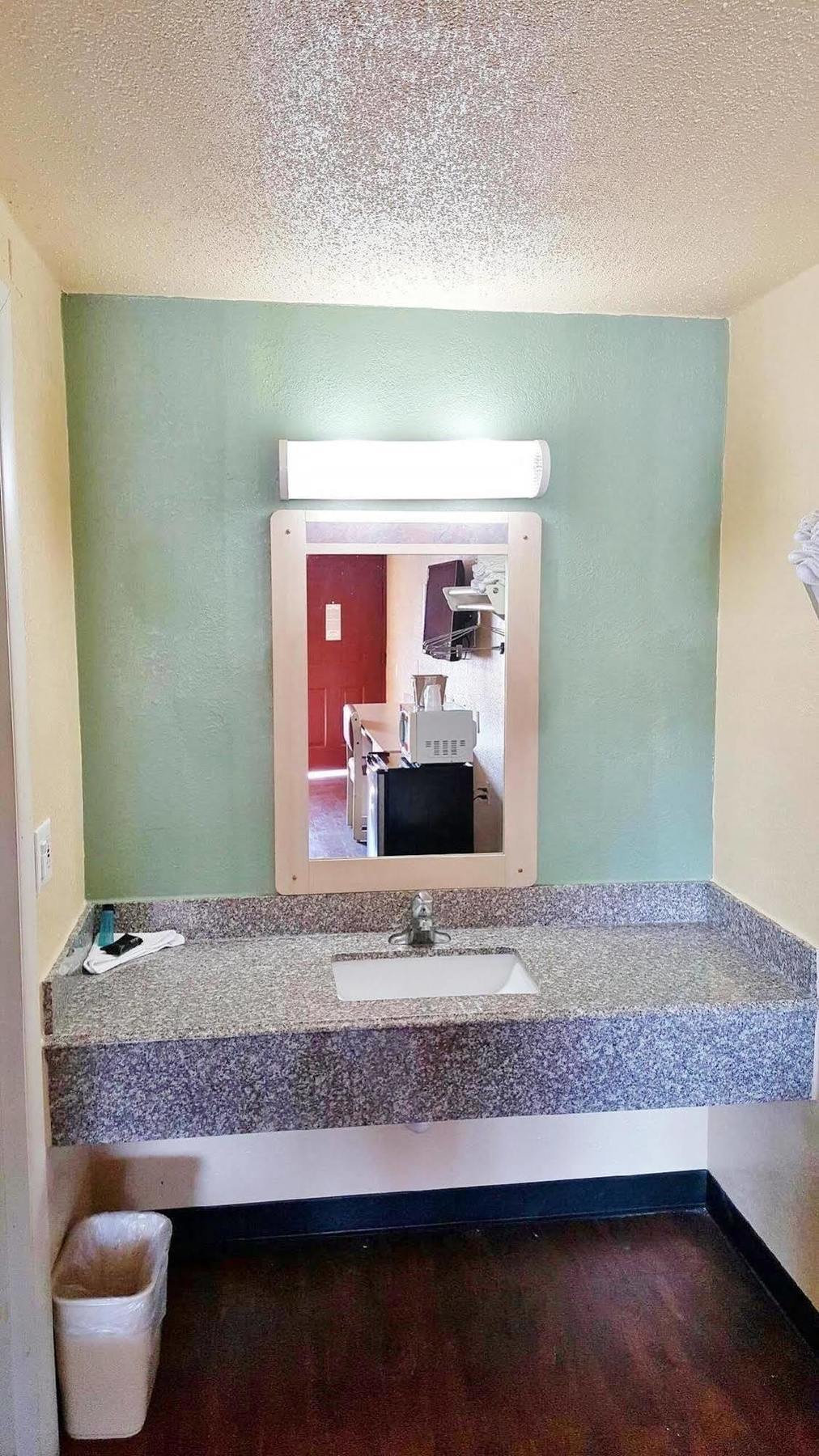 Mentor Home Inn And Suites Extérieur photo
